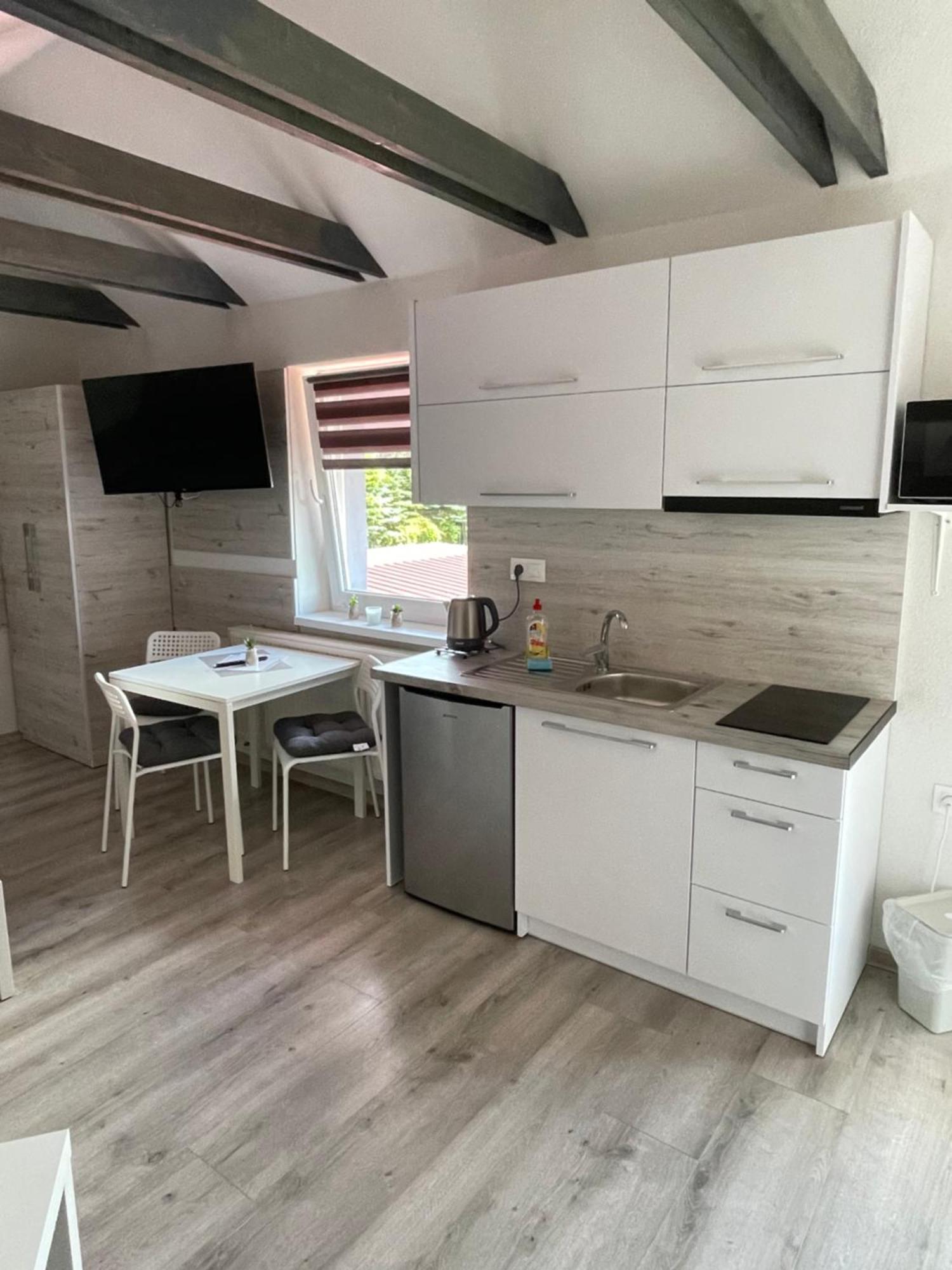 Apartmanovy Dom Stela Bešeňová Eksteriør bilde