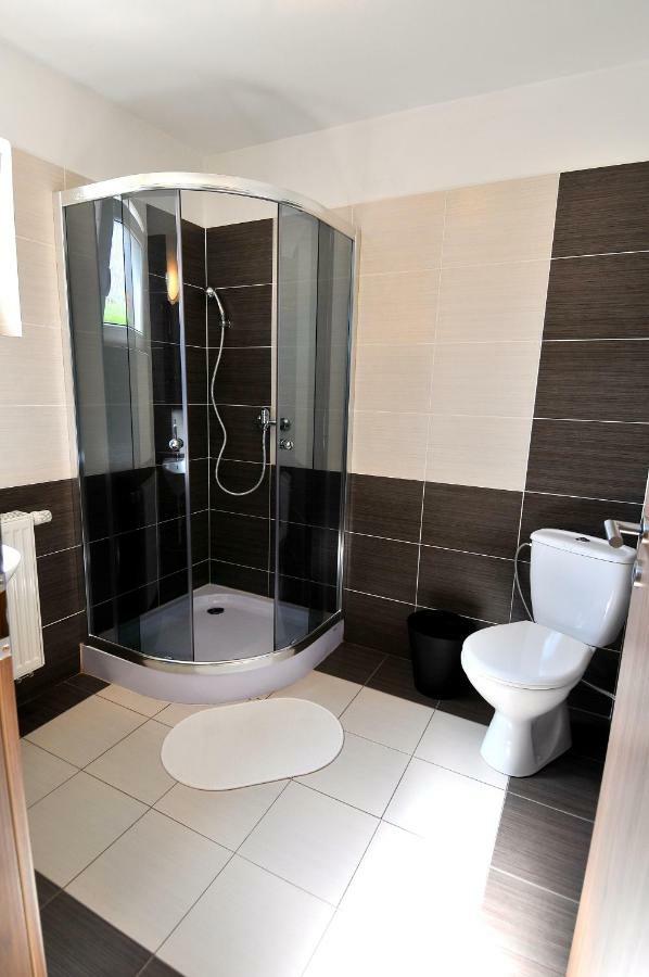 Apartmanovy Dom Stela Bešeňová Eksteriør bilde