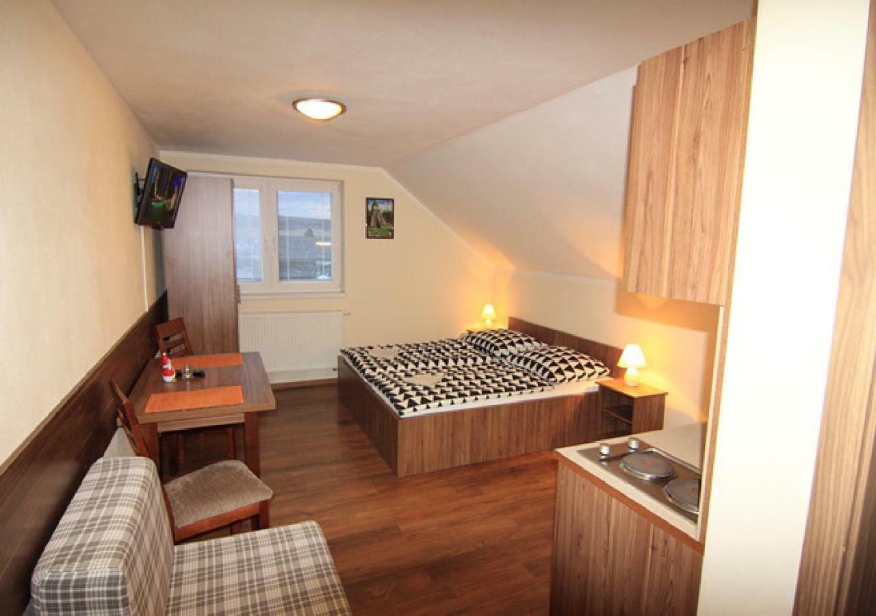 Apartmanovy Dom Stela Bešeňová Eksteriør bilde